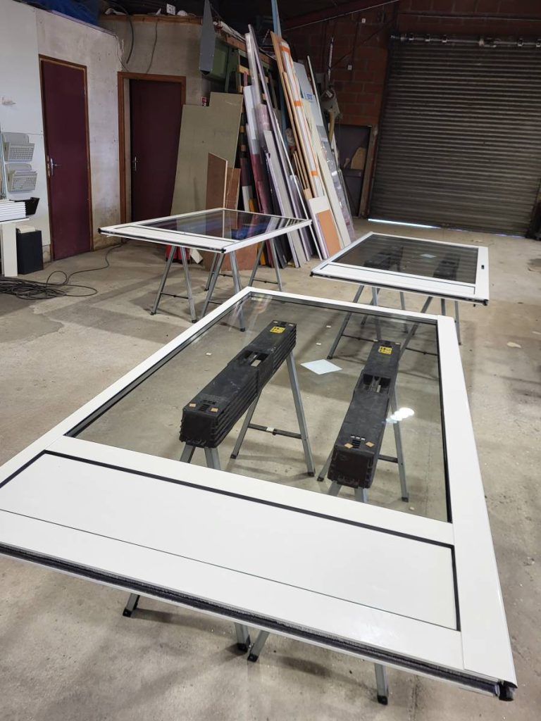 Atelier de 1000 m², fabrication française sur-mesure dans le Gers