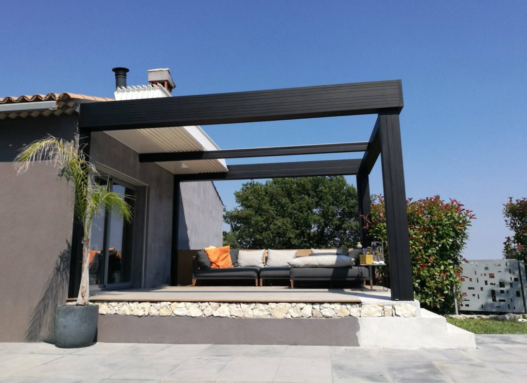 Pergola à lames rétractables - La Salvetat Saint Gilles (31)