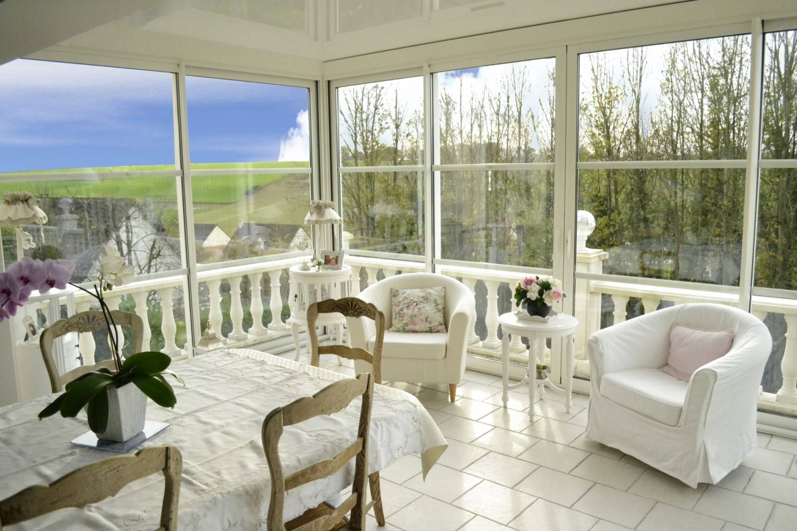 Realisation12ZenithSalon21600x1200jpg_60391466214f2