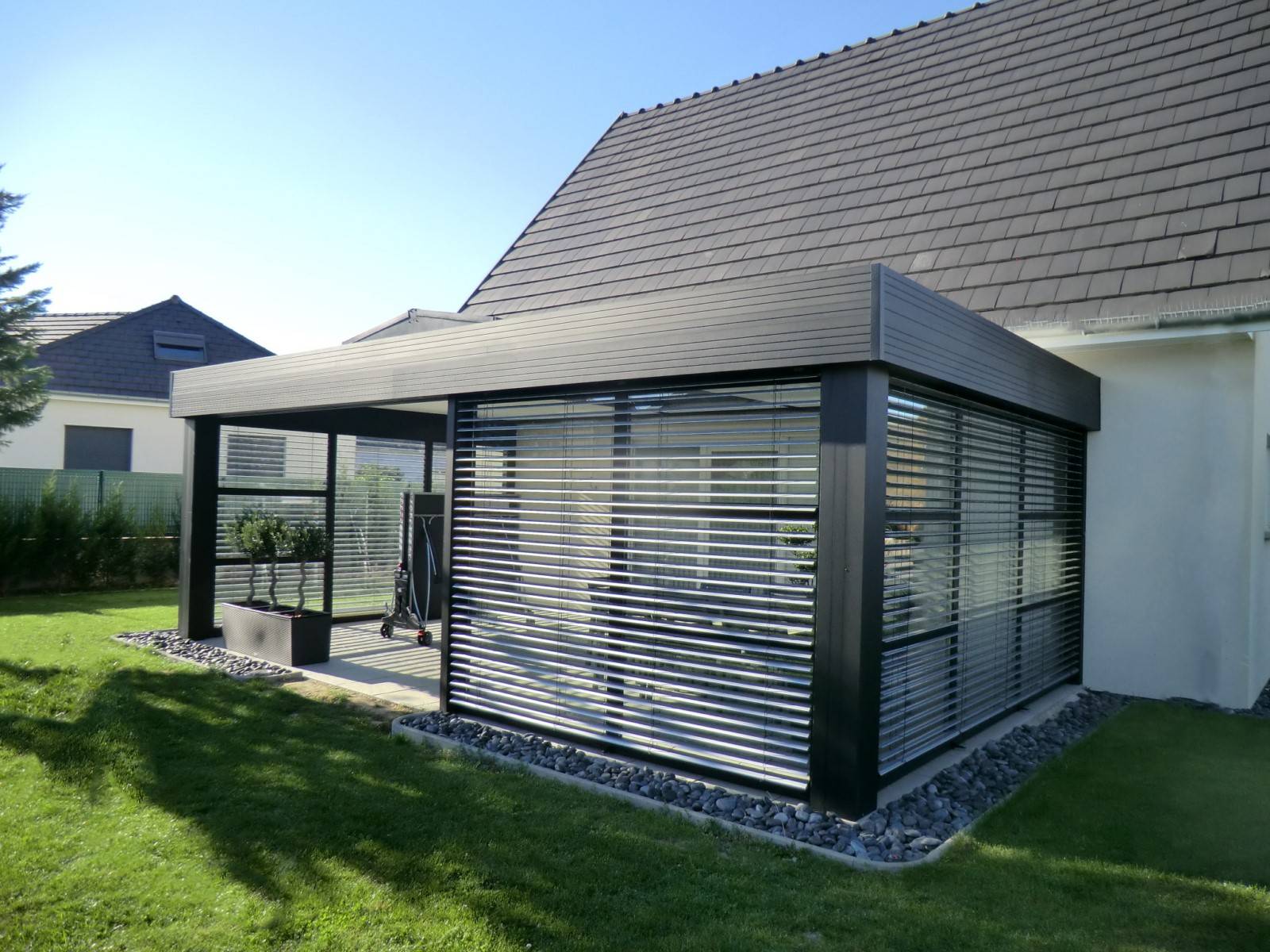 Realisation1EquinoxeSalleManger21600x1200JPG_603910c2e818c (1)