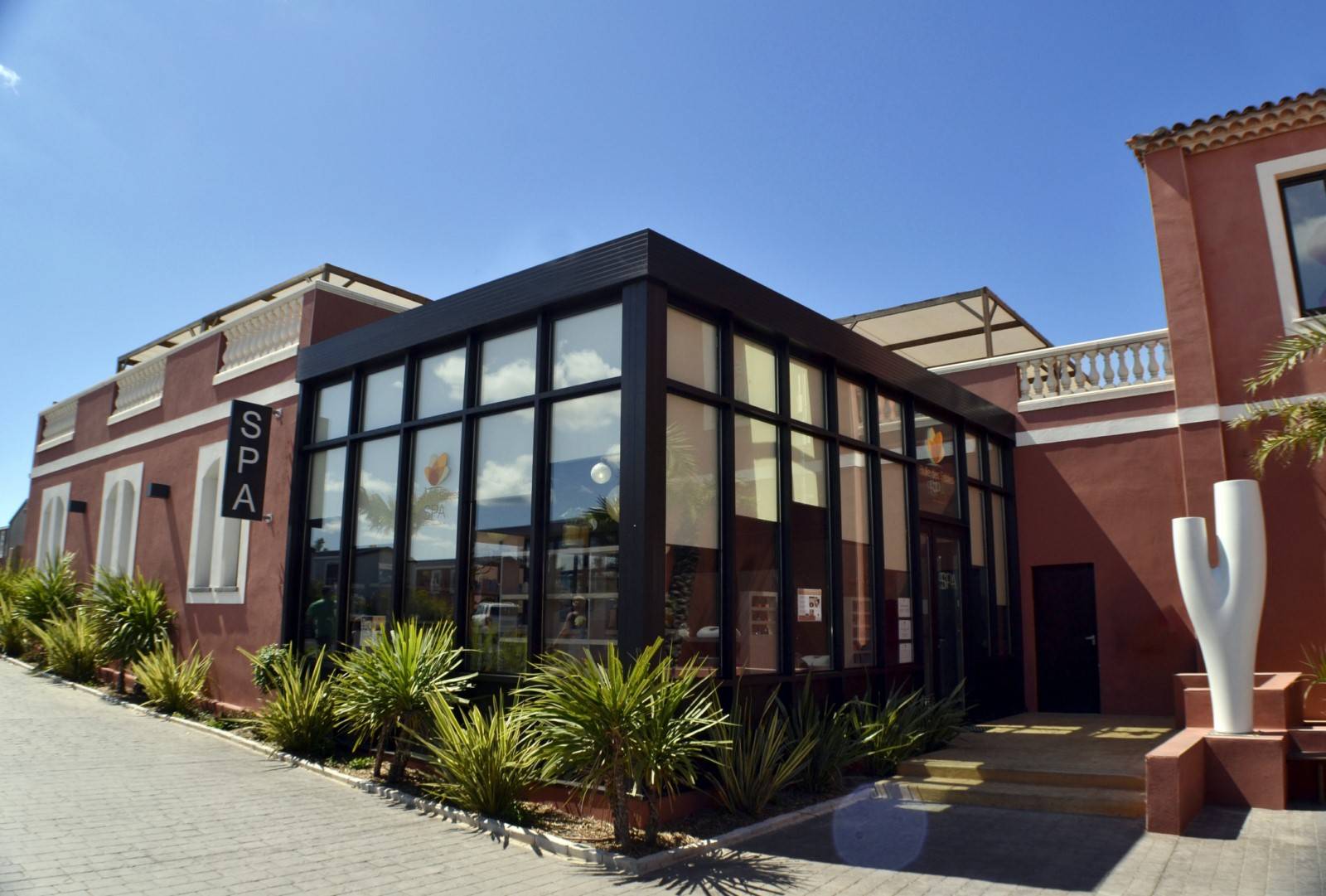 Realisation2EquinoxeProfessionnel21600x1200jpg_5f845c49ad056