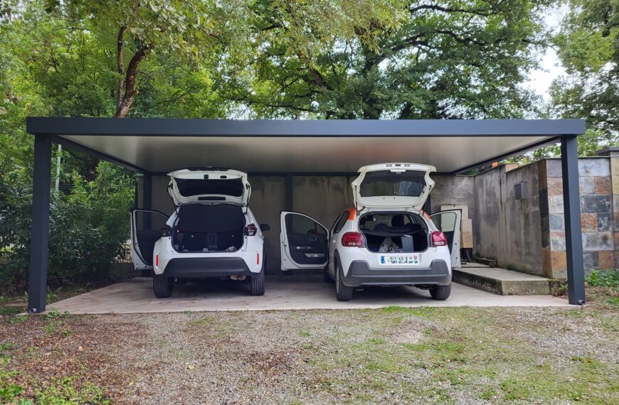 Carport double voitures avec hauteur sur mesure pour ouverture des coffres Gers Toulouse