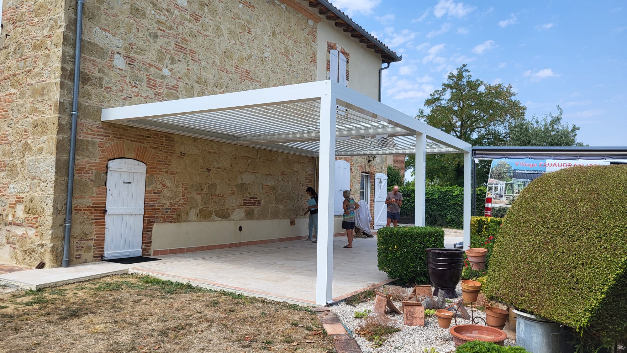 pergola bioclimatique blanche alu sur mesure gers toulouse